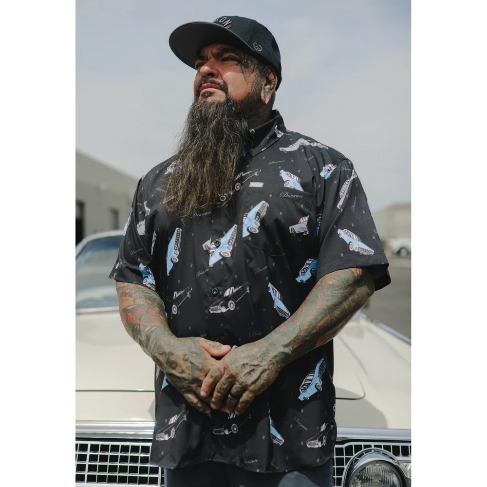 DIXXON Black Short-Sleeve Button-Down Shirt with Blue & White Car Print